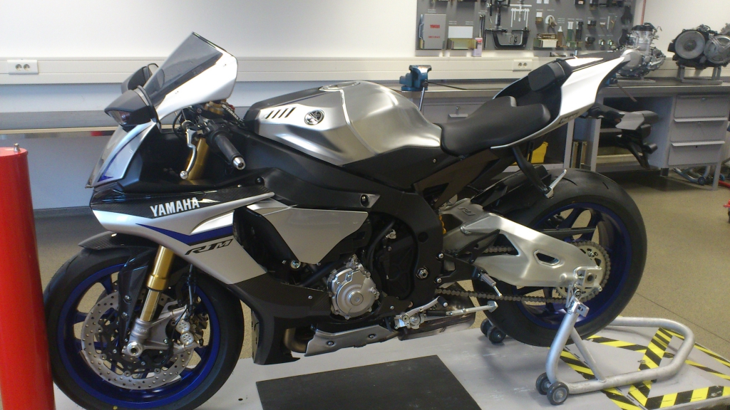 R1M1 (2)